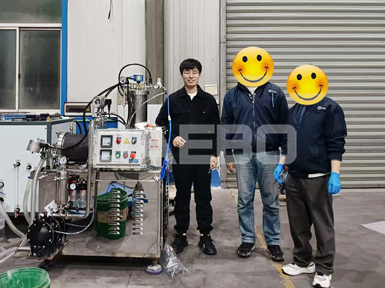 杭州某科技股份有限公司，5L棒塊陶瓷砂磨機(jī)調(diào)試成功